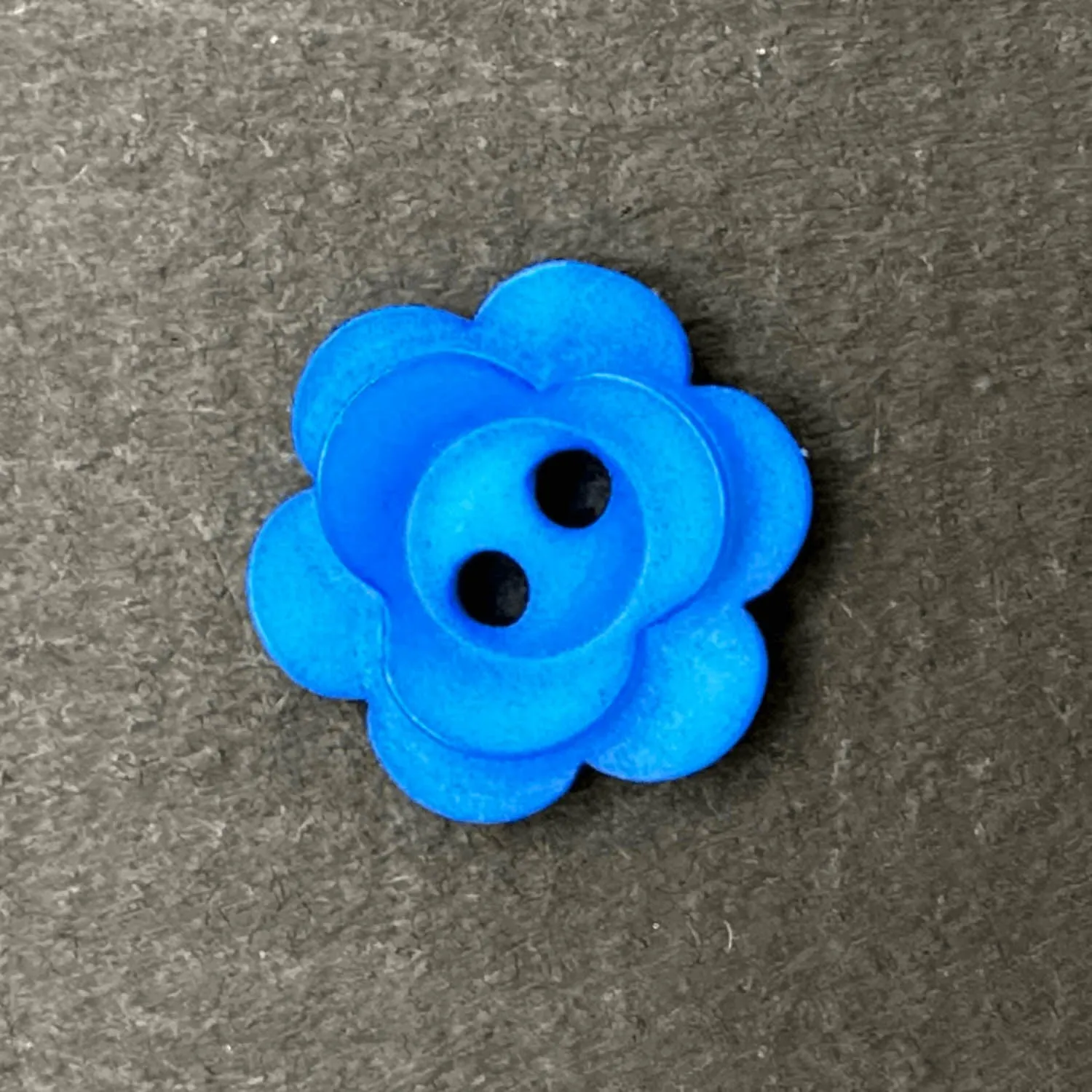 2 Hole Matt Flower Button 12mm