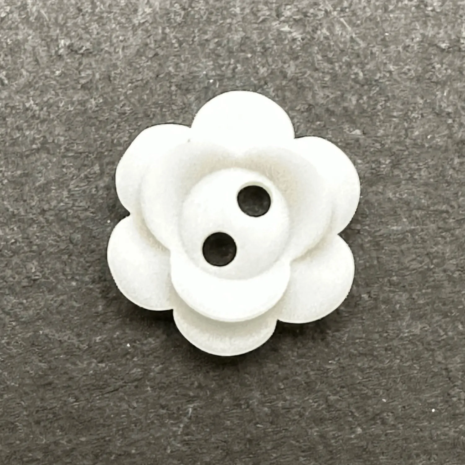 2 Hole Matt Flower Button 12mm