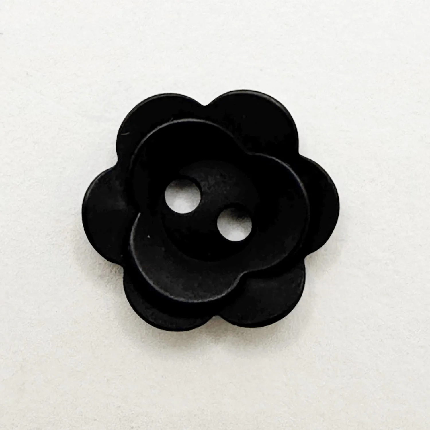 2 Hole Matt Flower Button 12mm