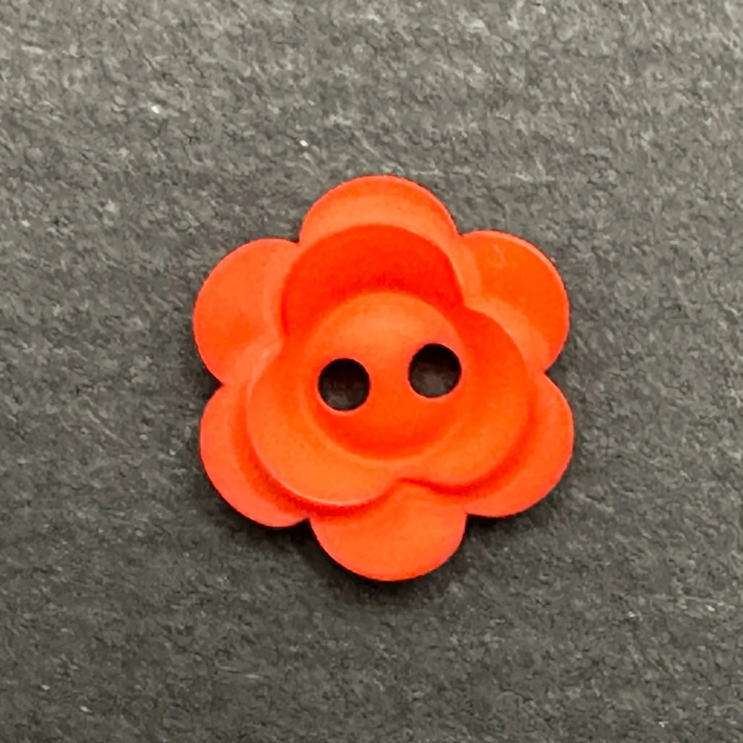 2 Hole Matt Flower Button 12mm