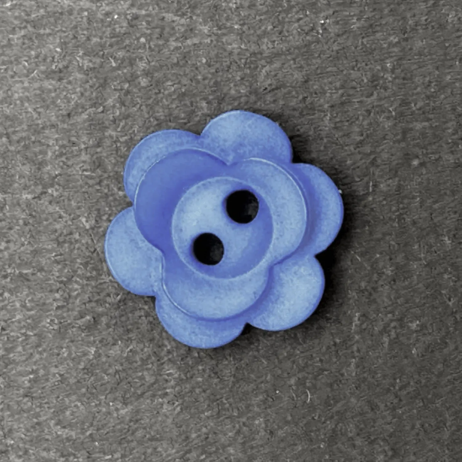 2 Hole Matt Flower Button 12mm