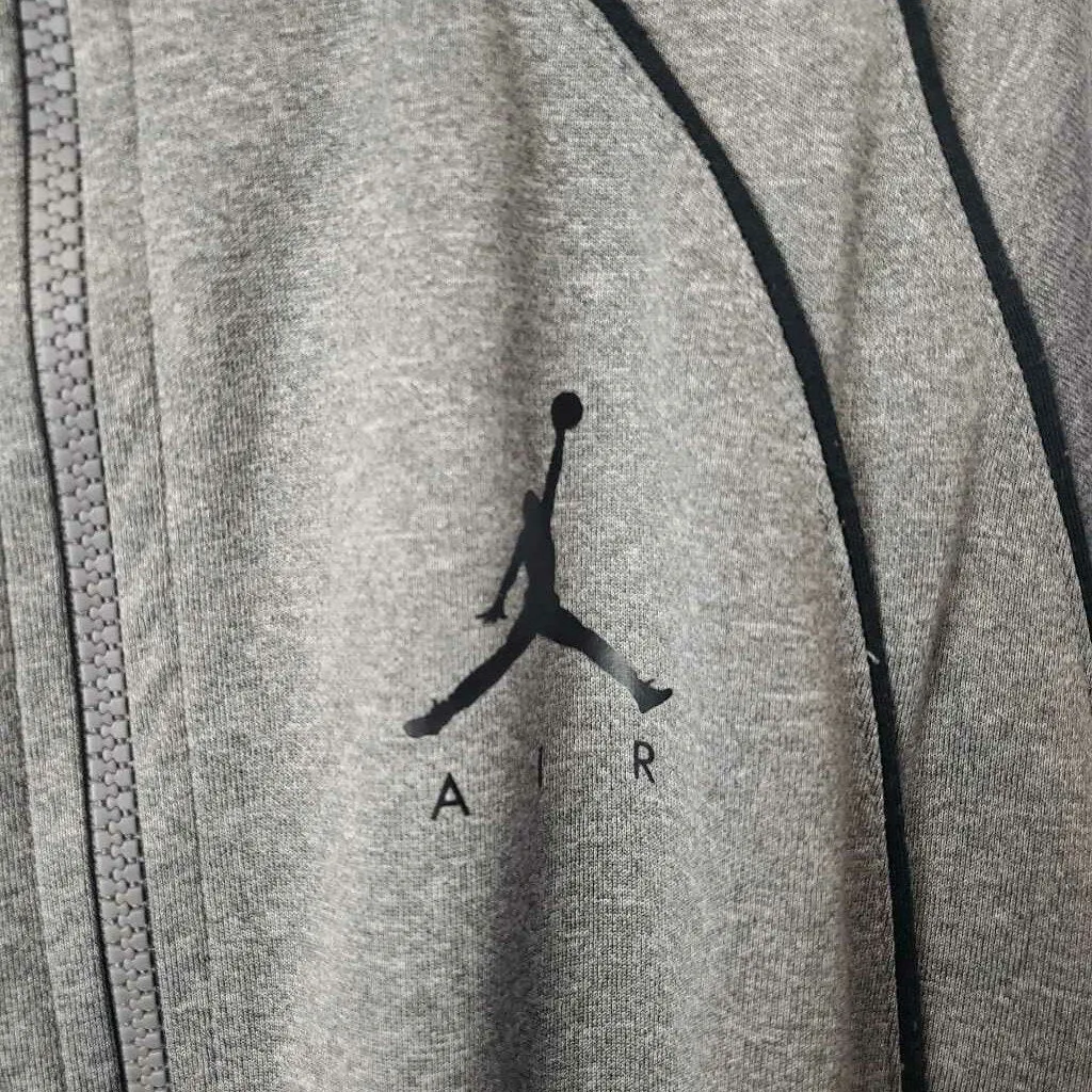 AIR JORDAN - OUTERWEAR