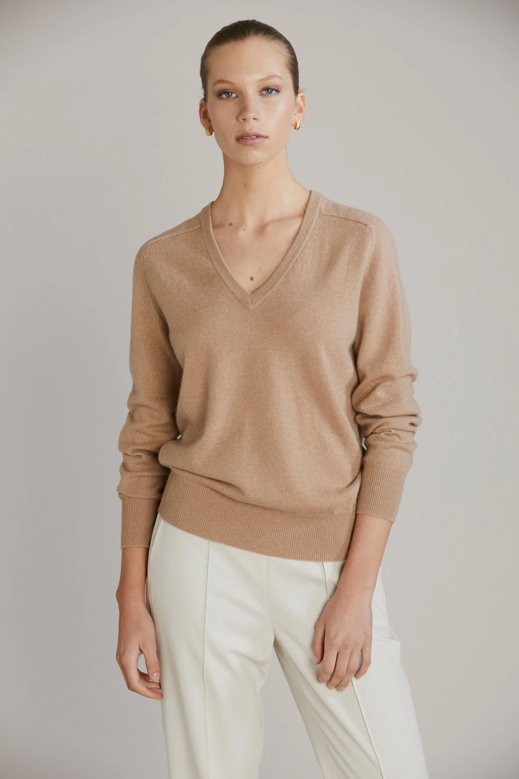 Amy Cashmere V-Neck - Crumble