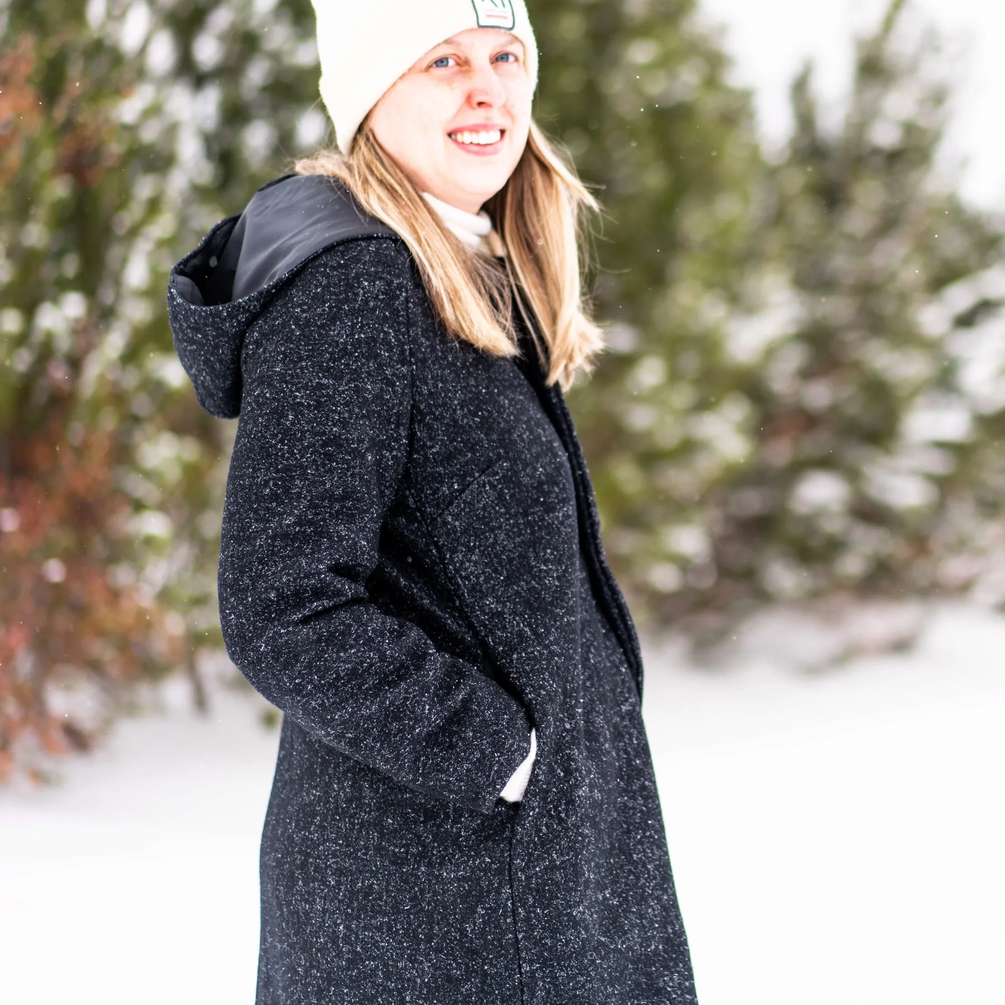 Grove Coat Sewing Pattern - Women's/Curved Fit