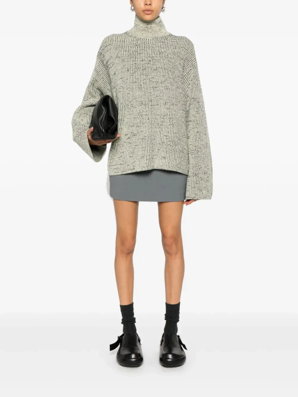 Nienke Sweater in Black/Moon