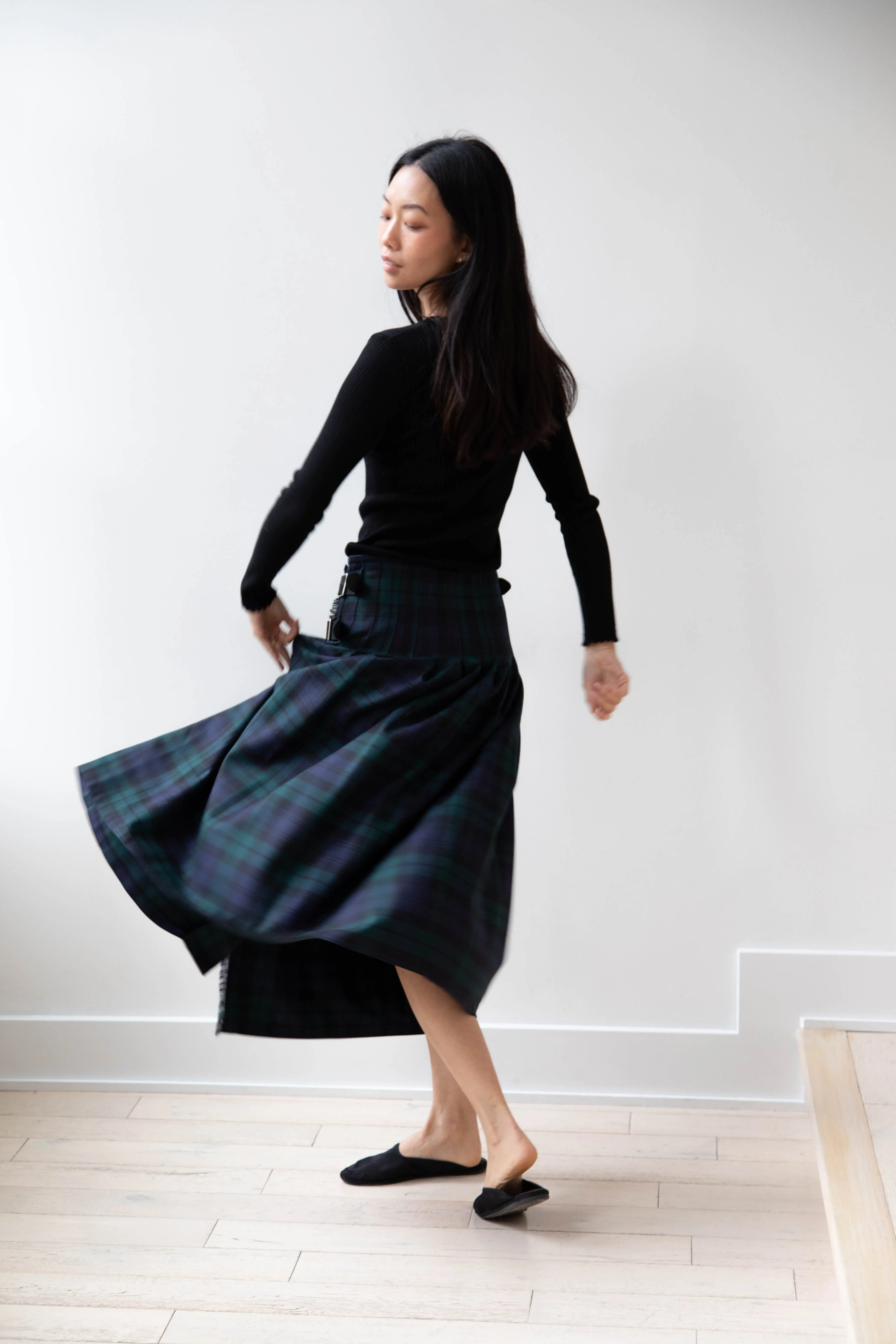 O'Neil of Dublin | Pleated Skirt in Black Watch