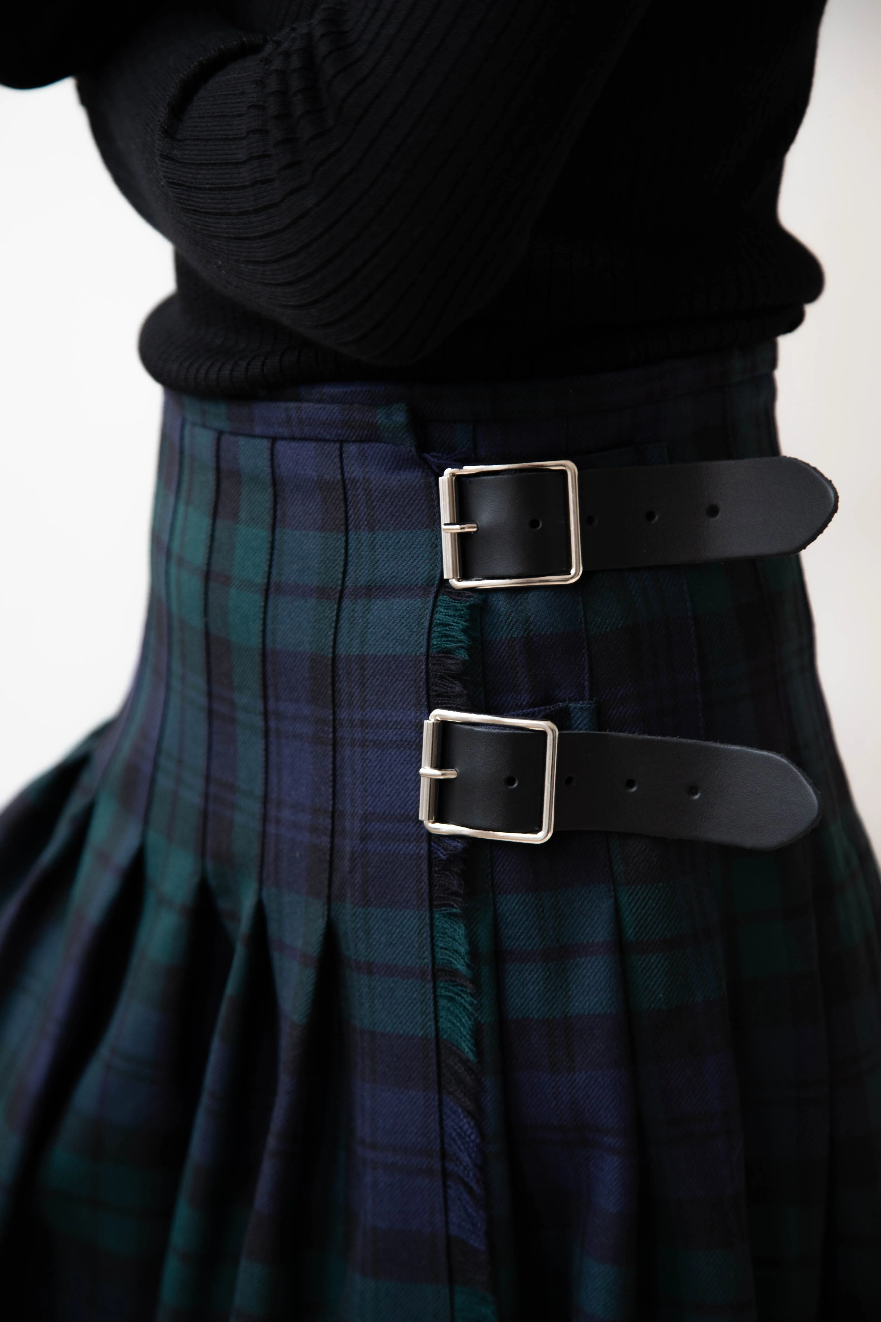 O'Neil of Dublin | Pleated Skirt in Black Watch