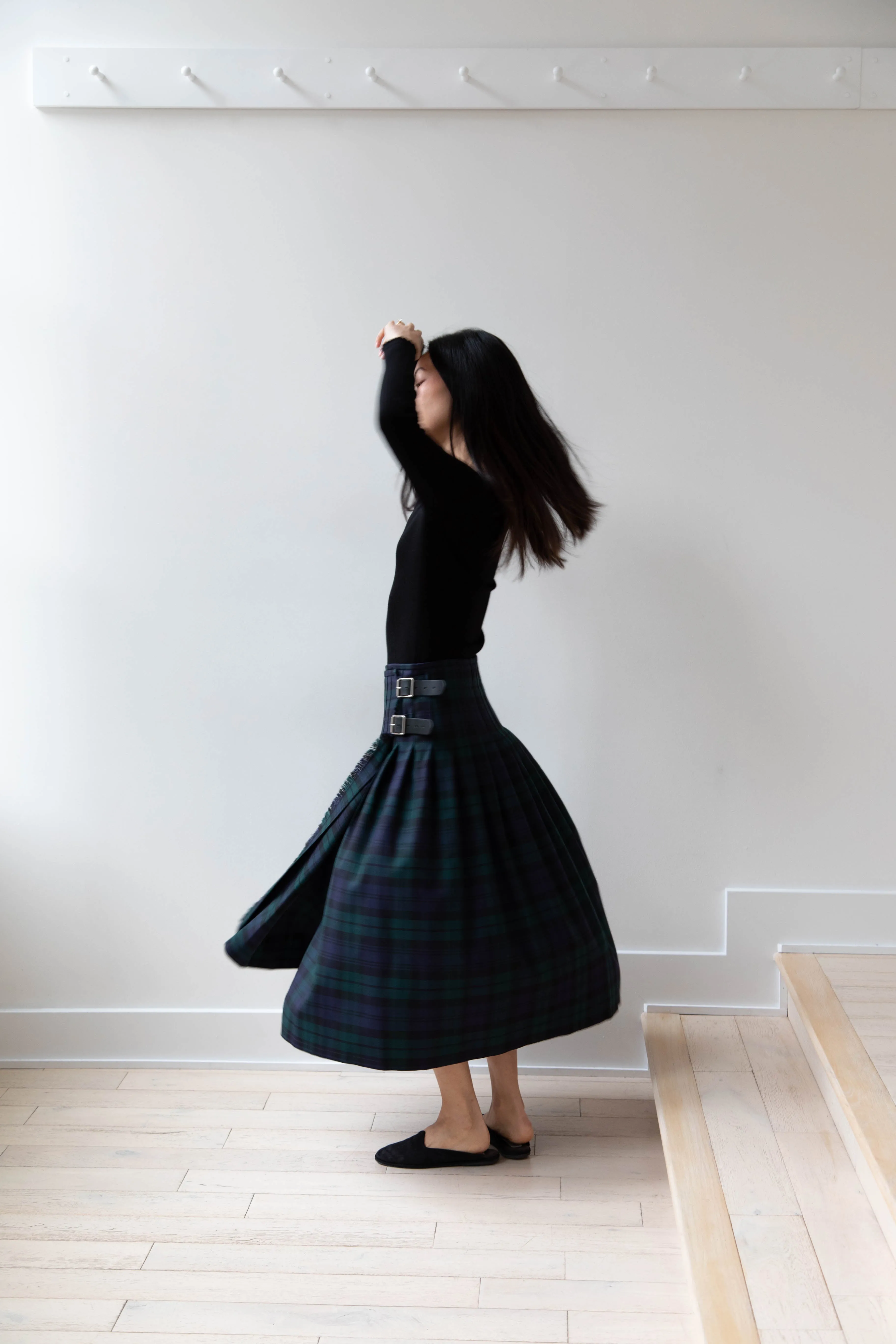 O'Neil of Dublin | Pleated Skirt in Black Watch