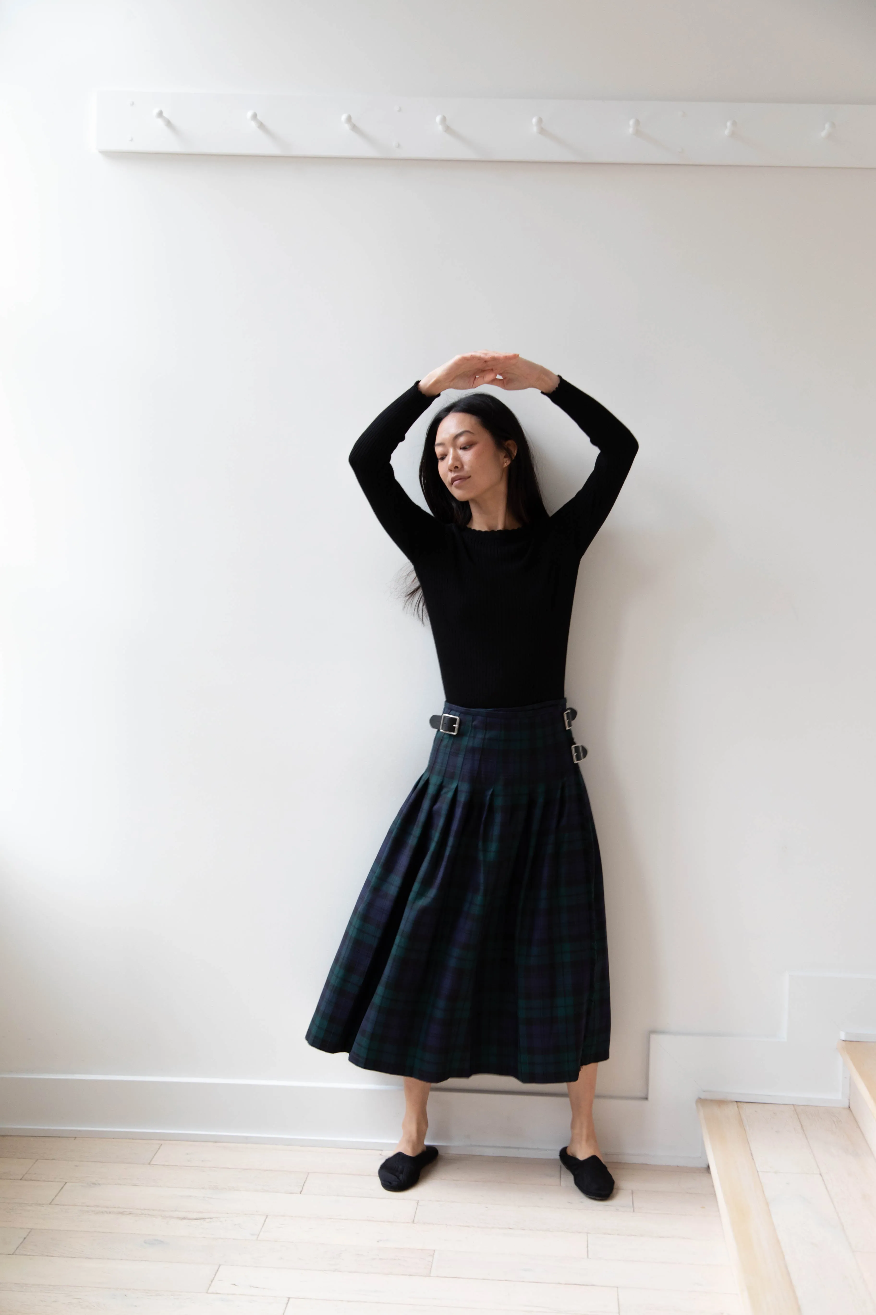 O'Neil of Dublin | Pleated Skirt in Black Watch