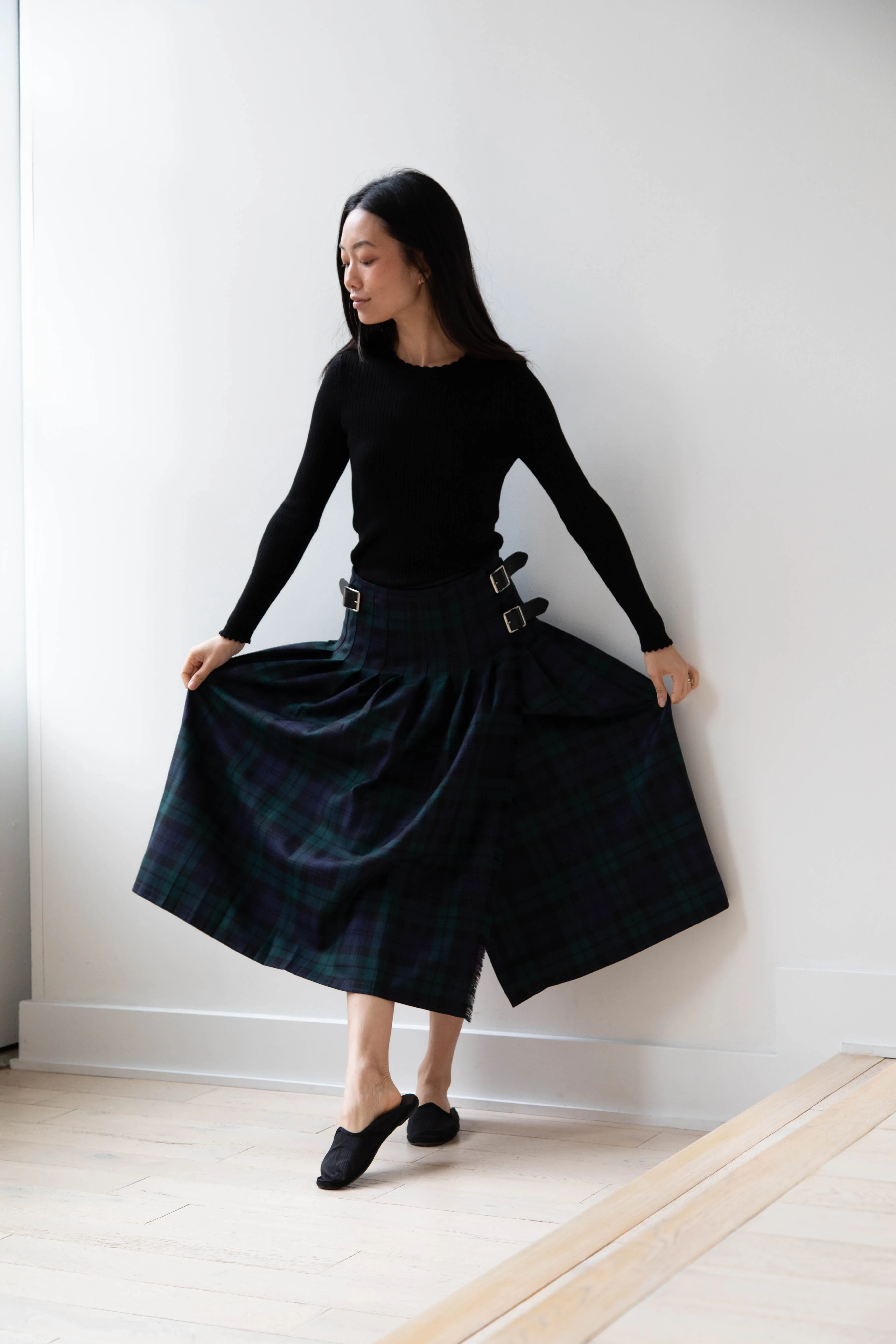 O'Neil of Dublin | Pleated Skirt in Black Watch