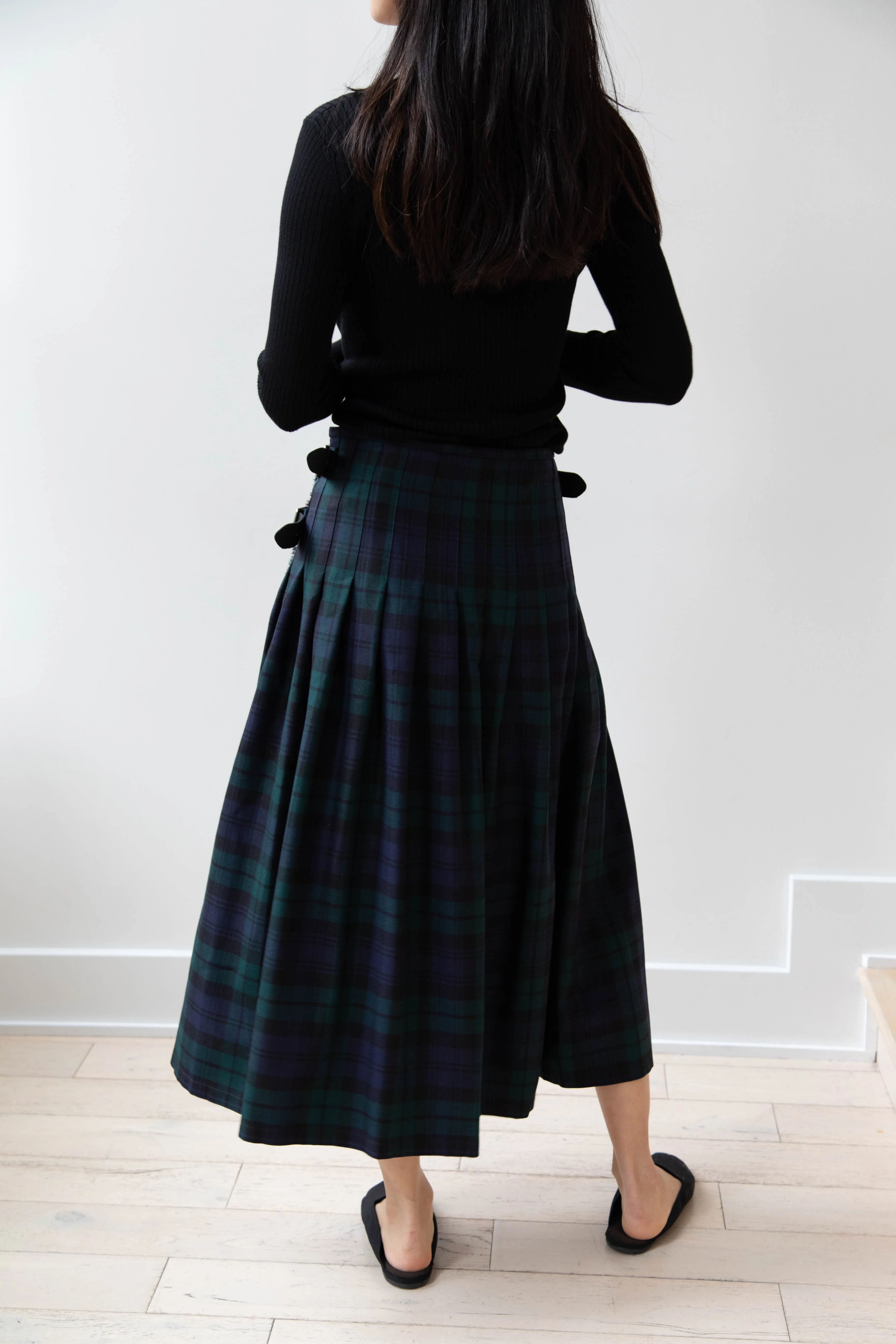 O'Neil of Dublin | Pleated Skirt in Black Watch