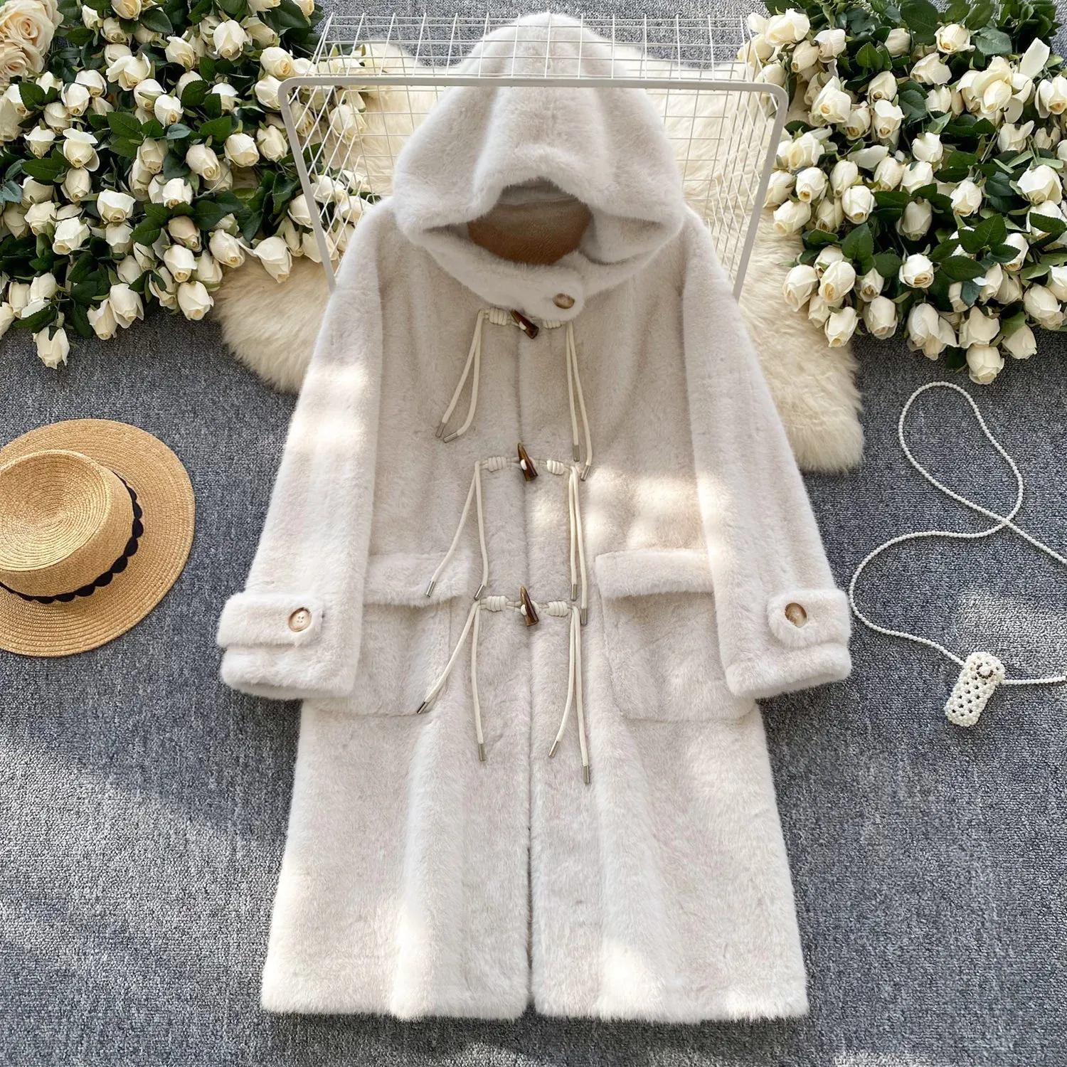 Thermal Cow-horn Button Hooded Coat